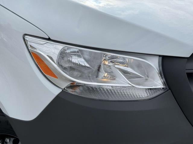 New 2025 Mercedes-Benz Sprinter 2500 image 17
