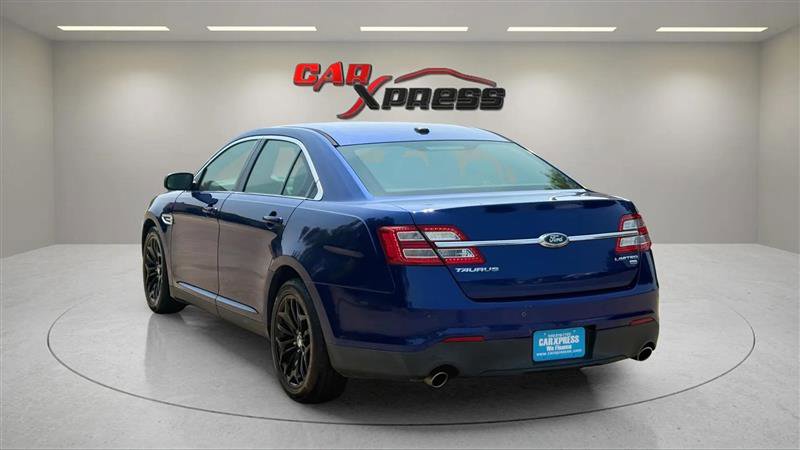 Used 2013 Ford Taurus Limited image 10