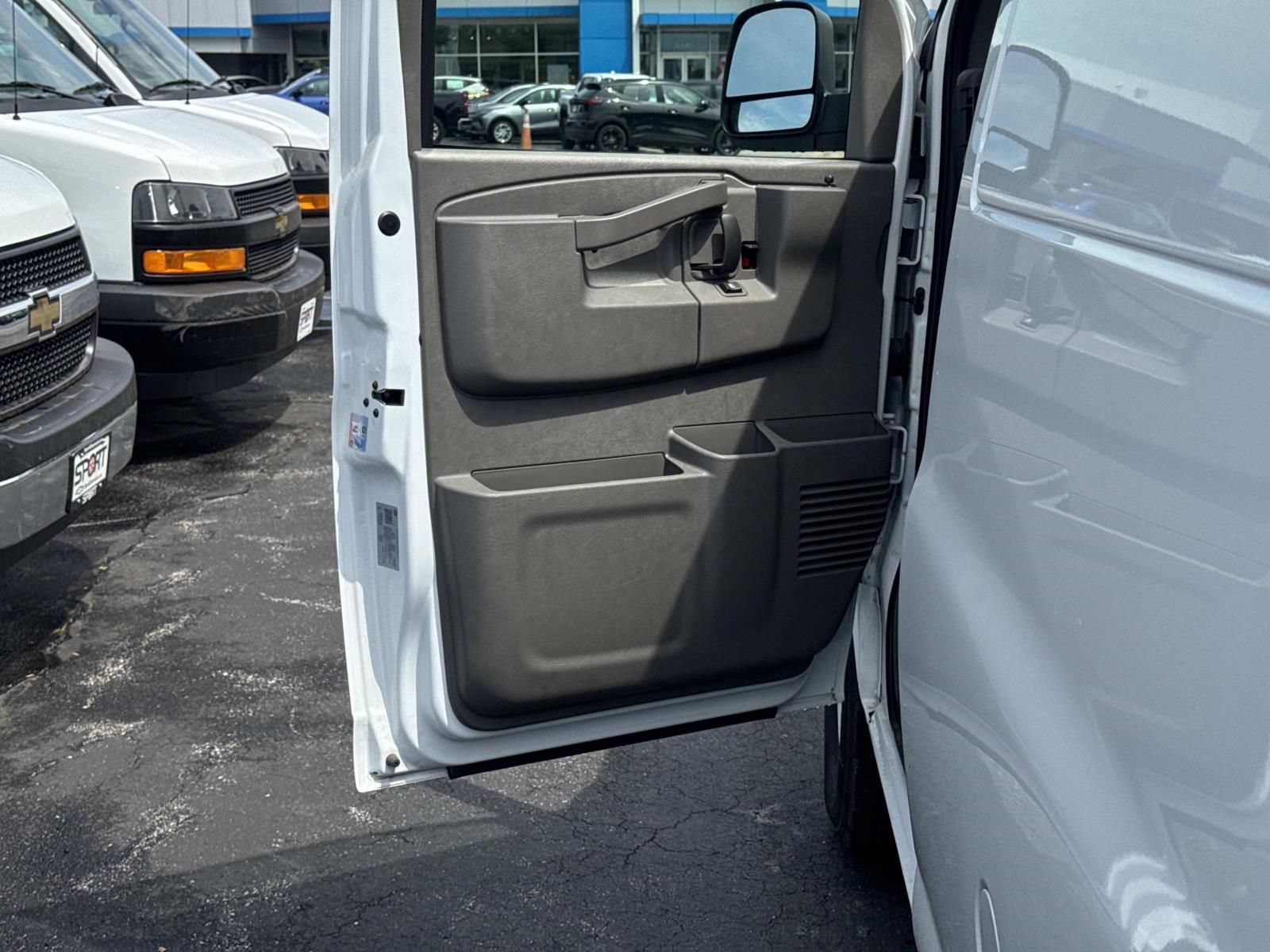 New 2025 Chevrolet Express 2500 w/ Driver Convenience Package RWD image 15
