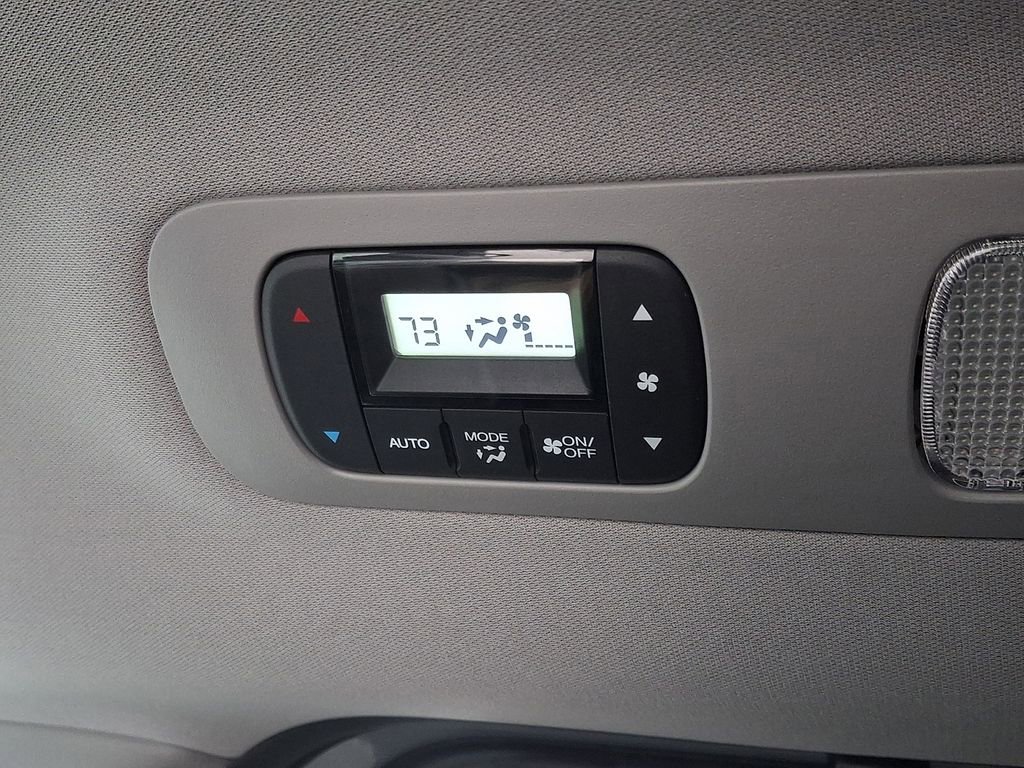 Used 2022 Honda Odyssey EX-L image 27