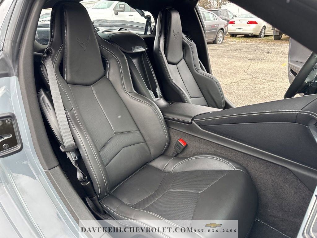 Used 2025 Chevrolet Corvette Stingray Coupe w/ 1LT image 20