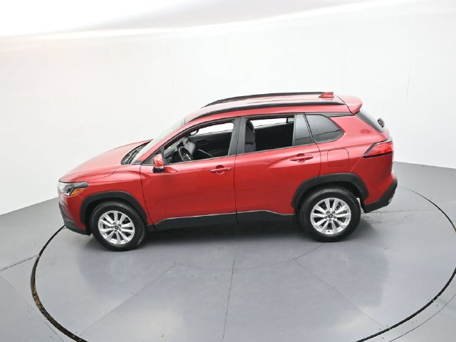 Used 2023 Toyota Corolla Cross LE FWD image 40