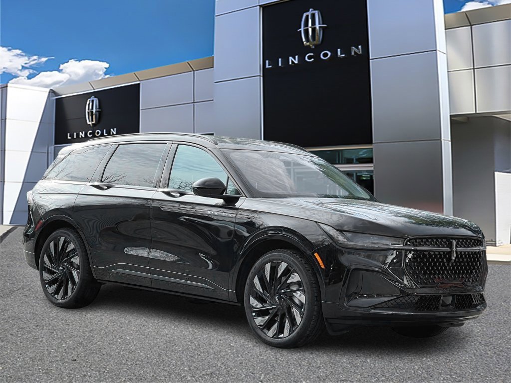 New 2026 Lincoln Nautilus Reserve w/ Jet Appearance Package image 1