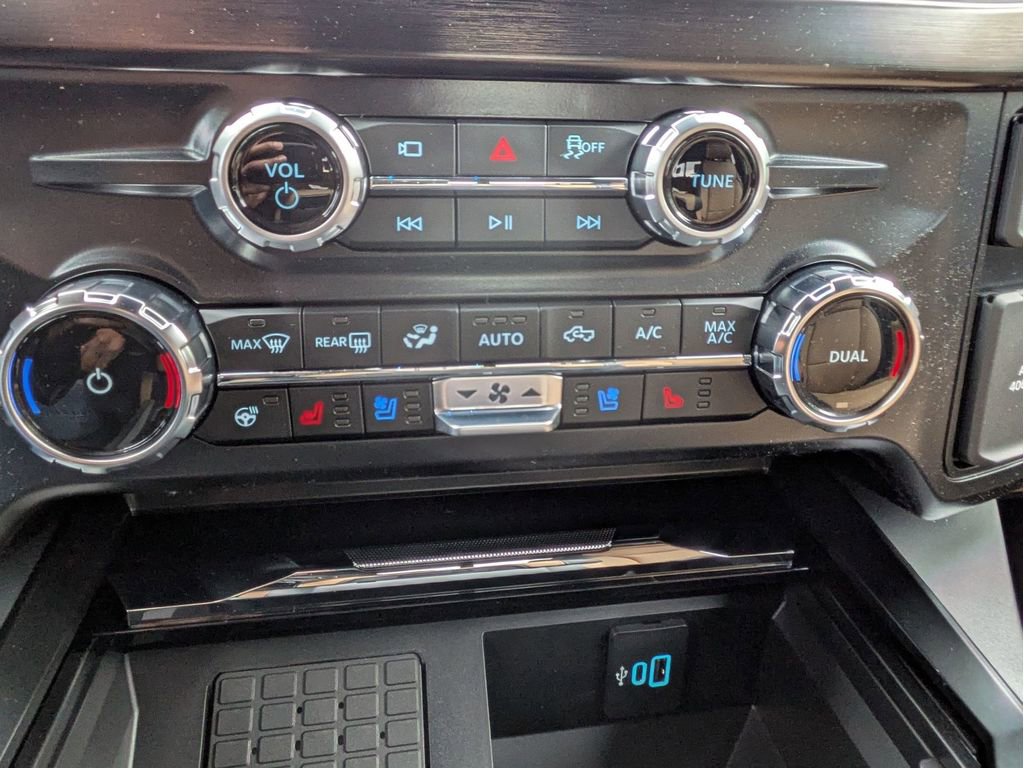 New 2026 Ford F250 Lariat w/ Lariat Ultimate Package image 20