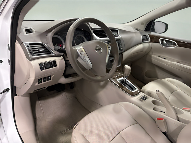 Used 2014 Nissan Sentra SL w/ Premium Package FWD image 10