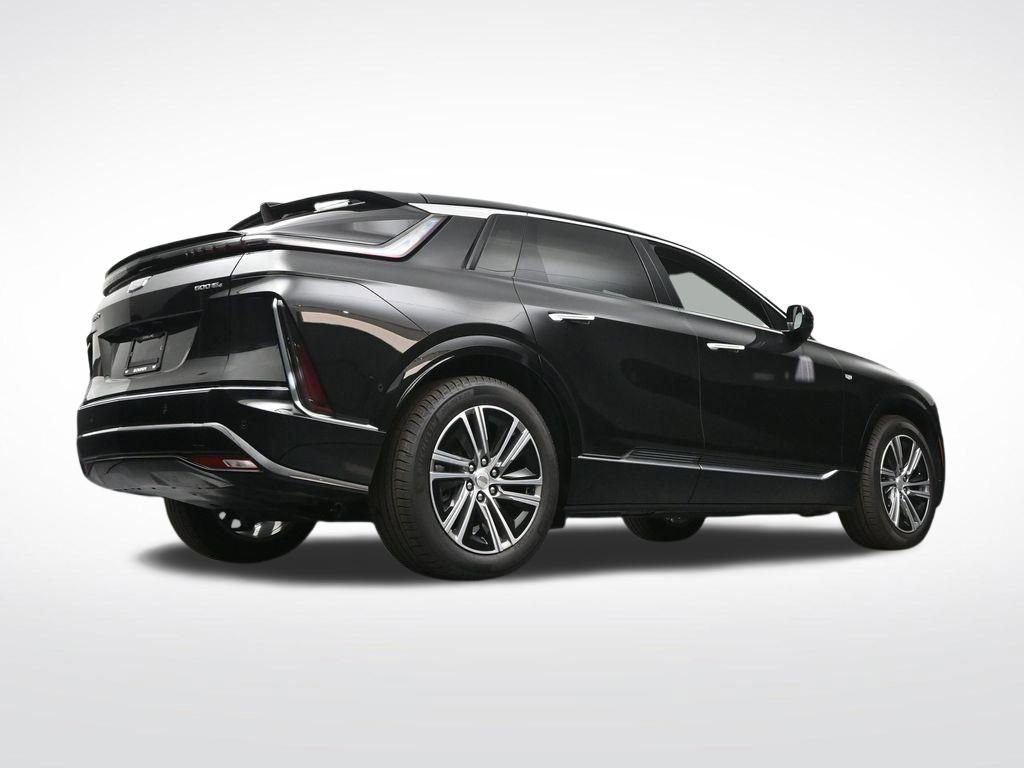 Used 2025 Cadillac Lyriq Luxury AWD/4WD image 27