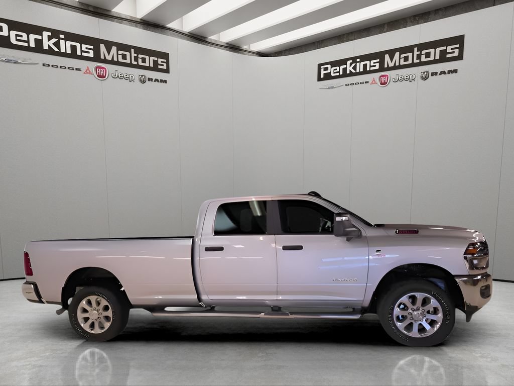 New 2026 RAM 2500 Big Horn AWD/4WD image 7