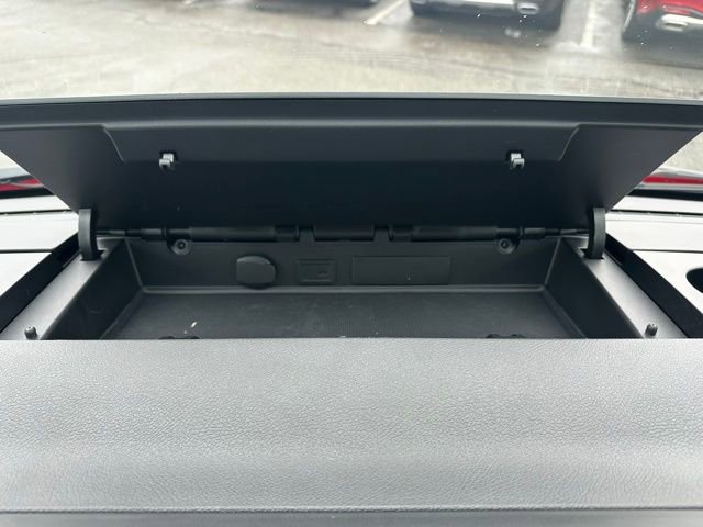 Used 2026 Mercedes-Benz Sprinter 144 Cargo image 31