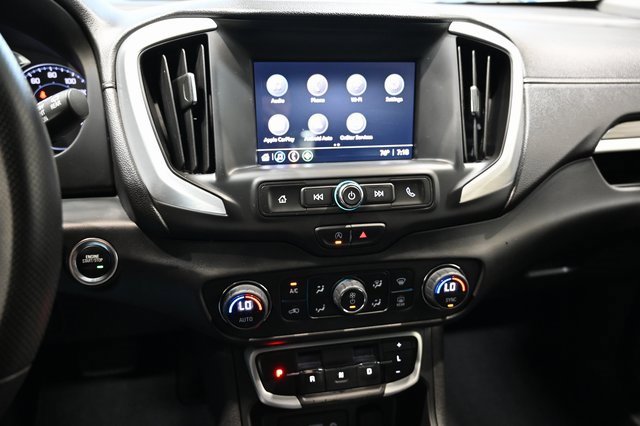 Used 2023 GMC Terrain SLE w/ Driver Convenience Package image 14