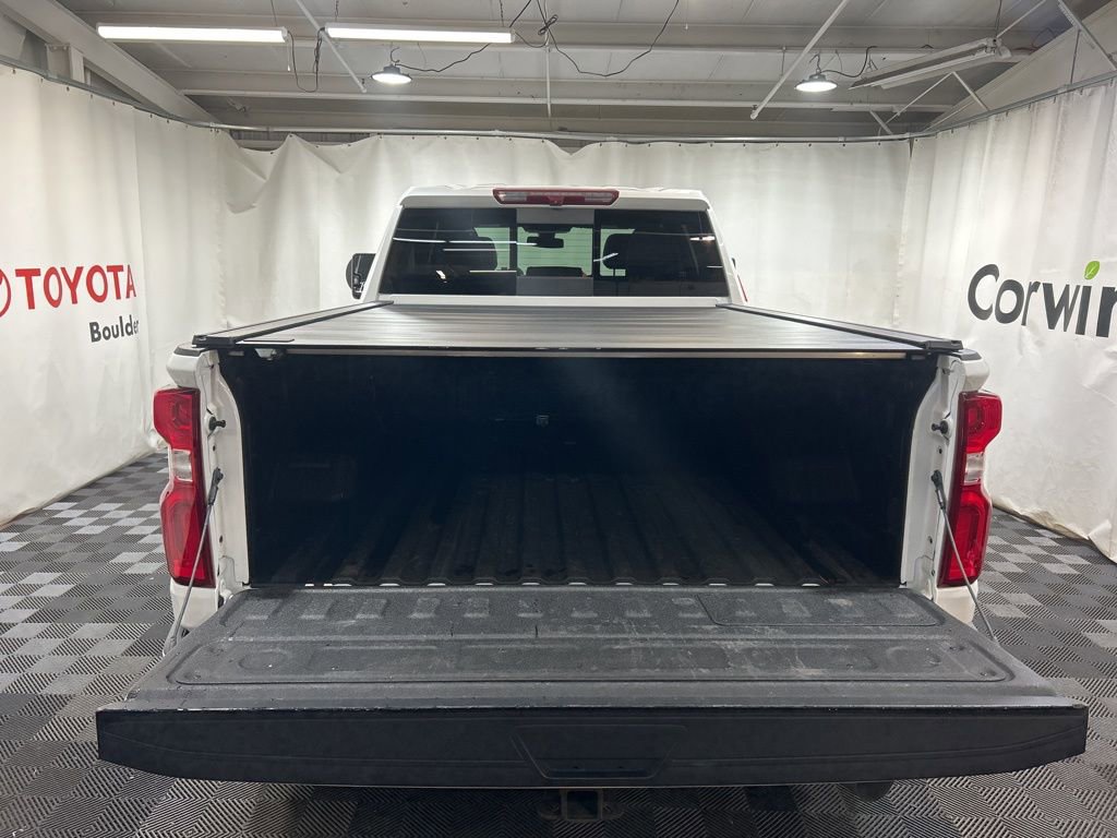 Used 2022 Chevrolet Silverado 2500 High Country w/ Safety Package II image 10