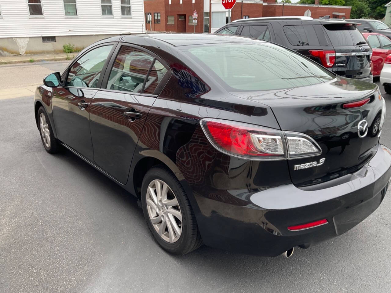 Used 2012 MAZDA MAZDA3 i Touring FWD image 3