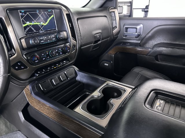 Used 2018 GMC Sierra 2500 Denali w/ Duramax Plus Package AWD/4WD image 36