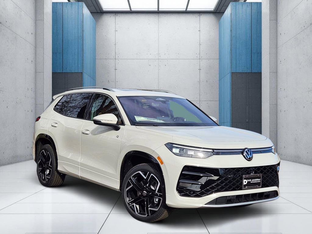 New 2026 Volkswagen Tiguan SEL R-Line 360° Tour