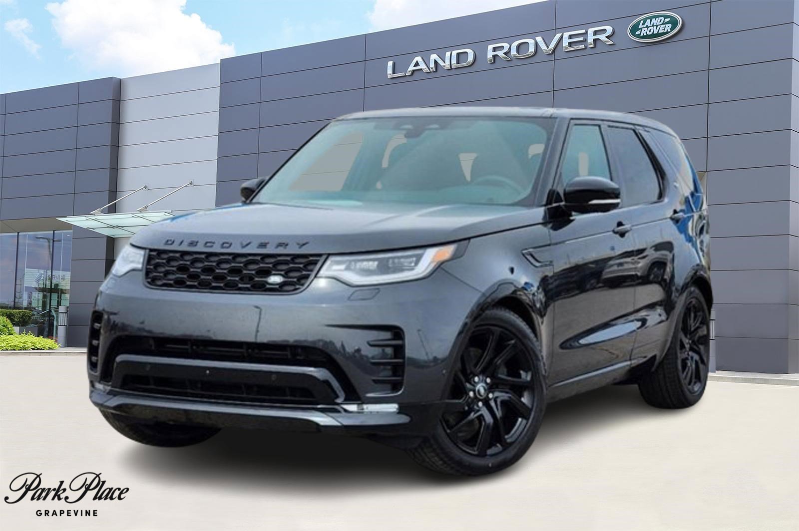 New 2025 Land Rover Discovery Dynamic SE