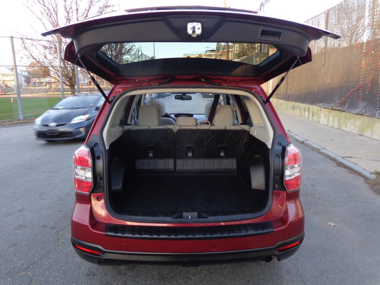 Used 2015 Subaru Forester 2.5i Premium w/ All-Weather Package image 30