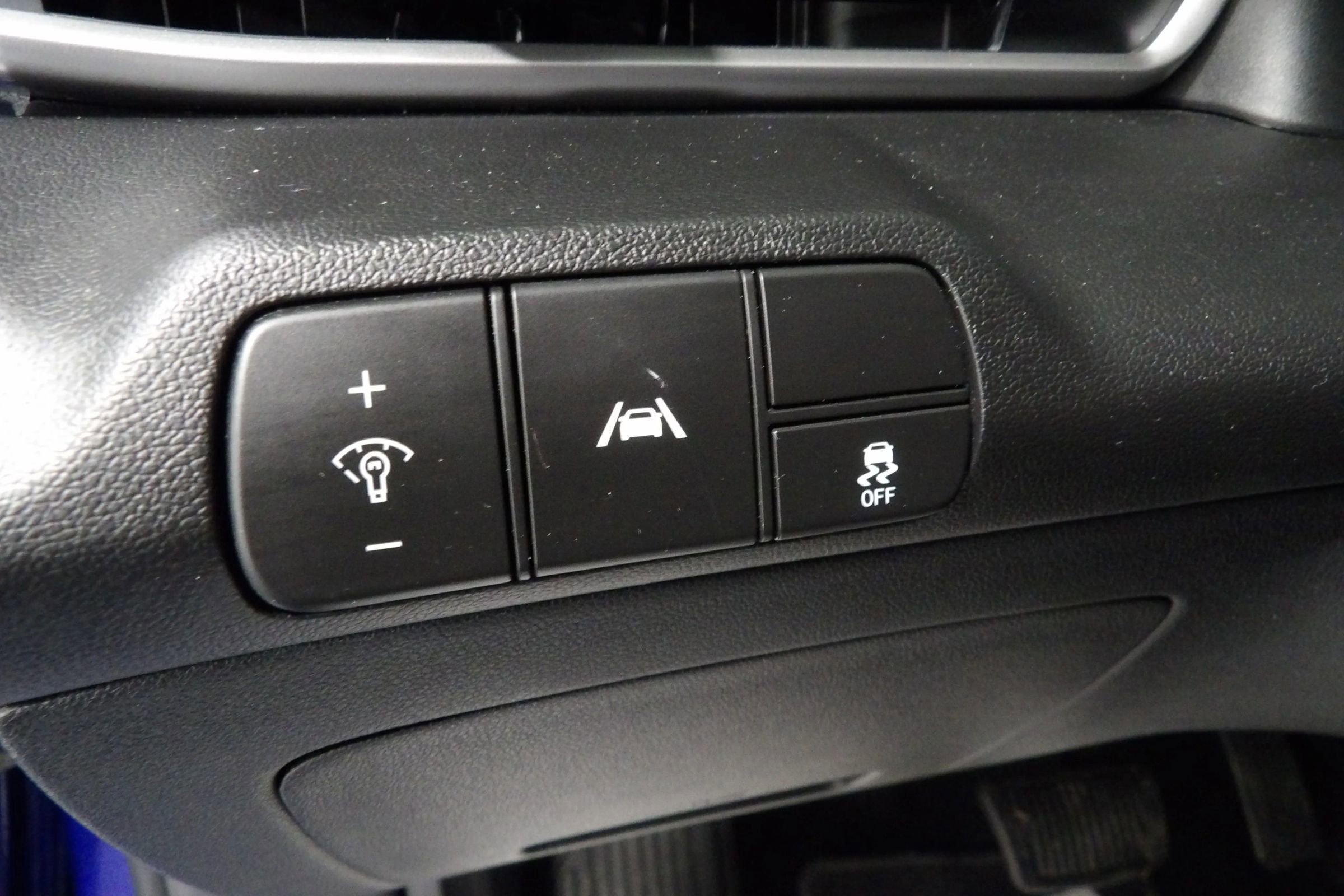 Used 2023 Hyundai Elantra SEL FWD image 19