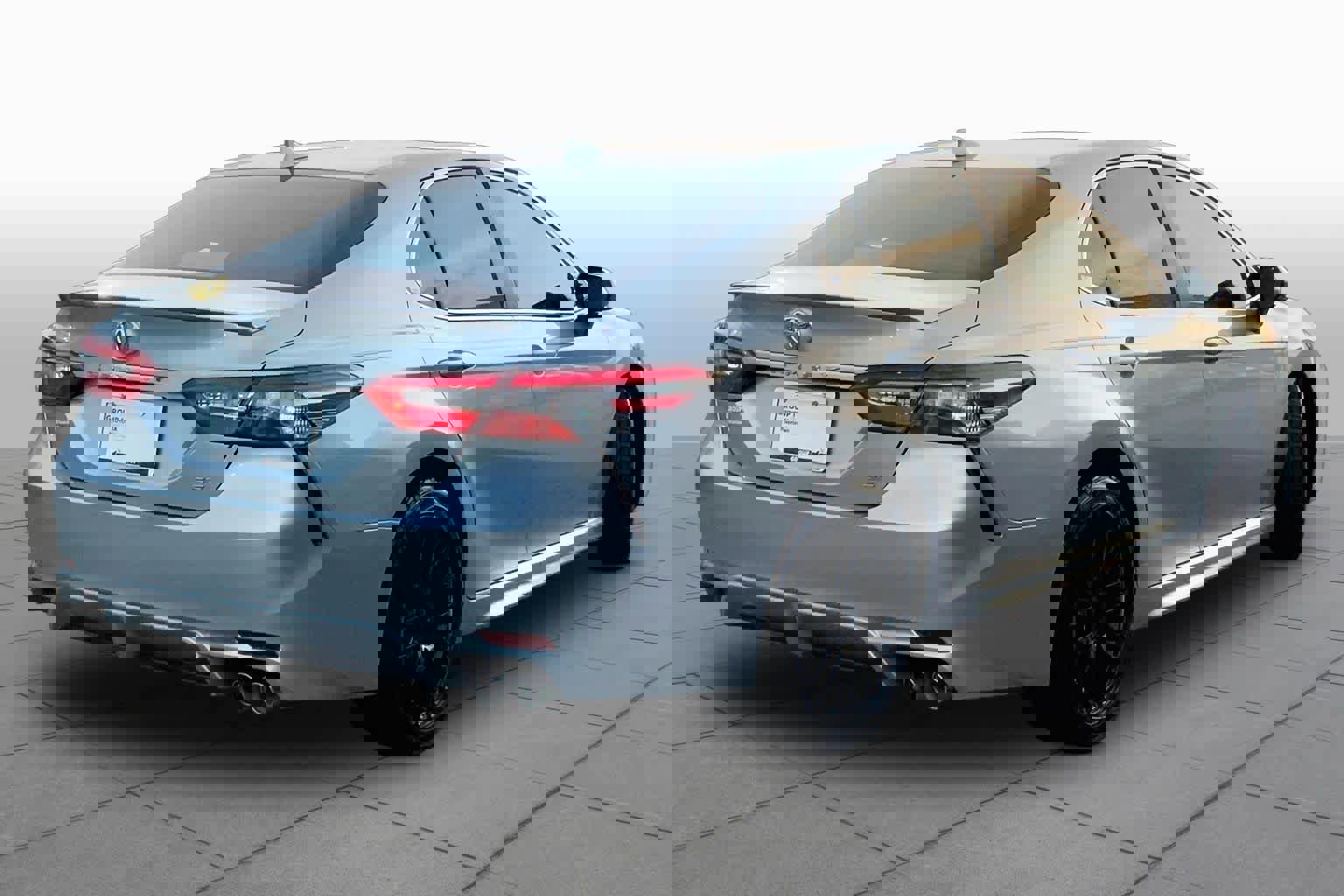 Used 2019 Toyota Camry SE w/ Audio Package FWD image 13