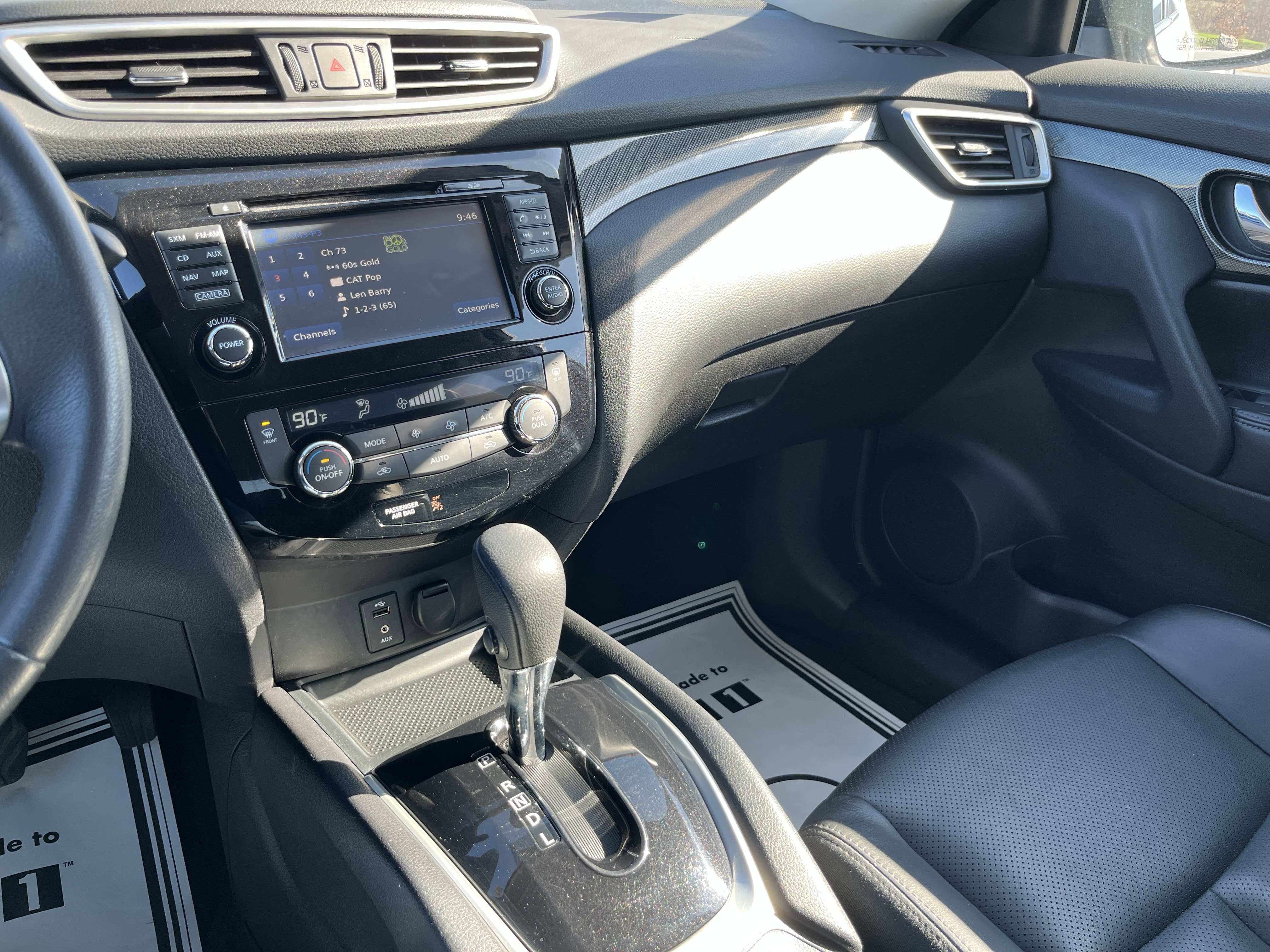 Used 2014 Nissan Rogue SL image 26