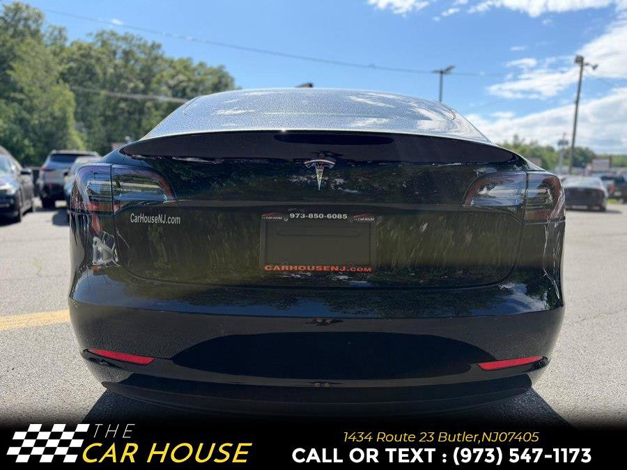Used 2023 Tesla Model 3 Standard Range RWD image 5