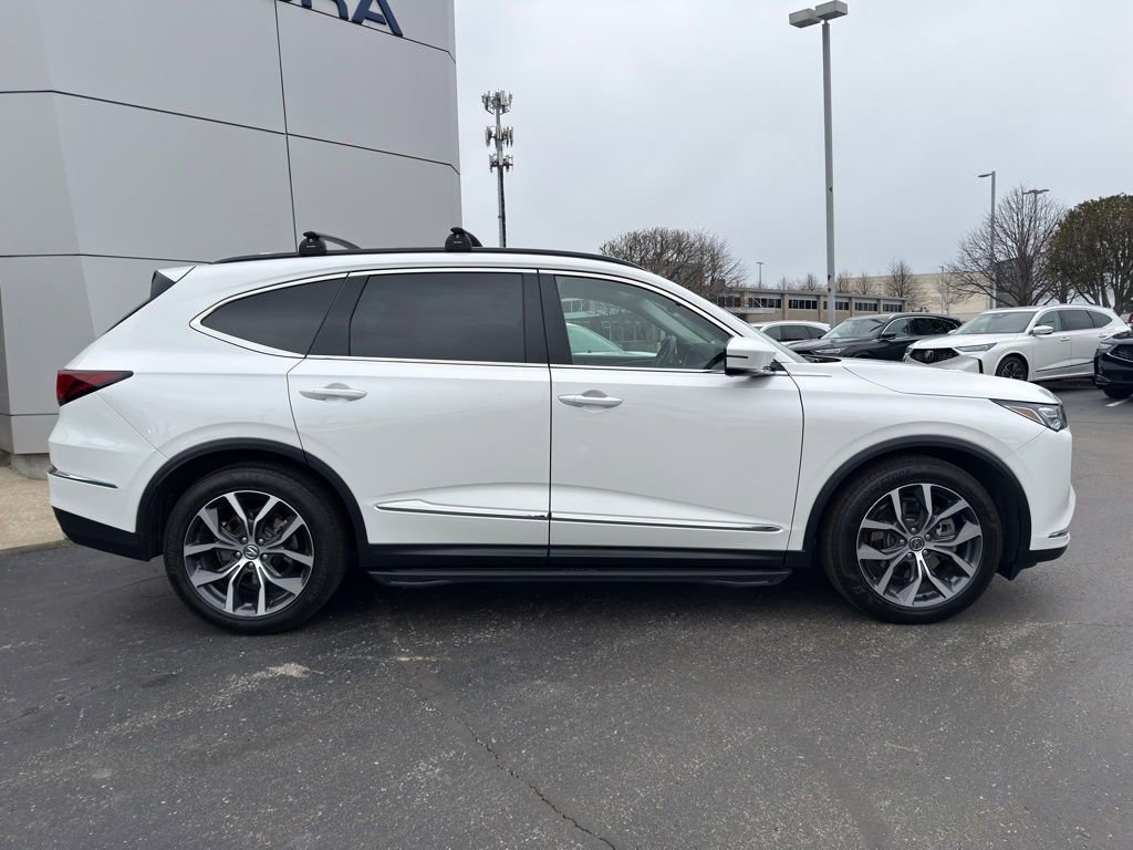 Certified 2024 Acura MDX SH-AWD w/ Technology Package image 2