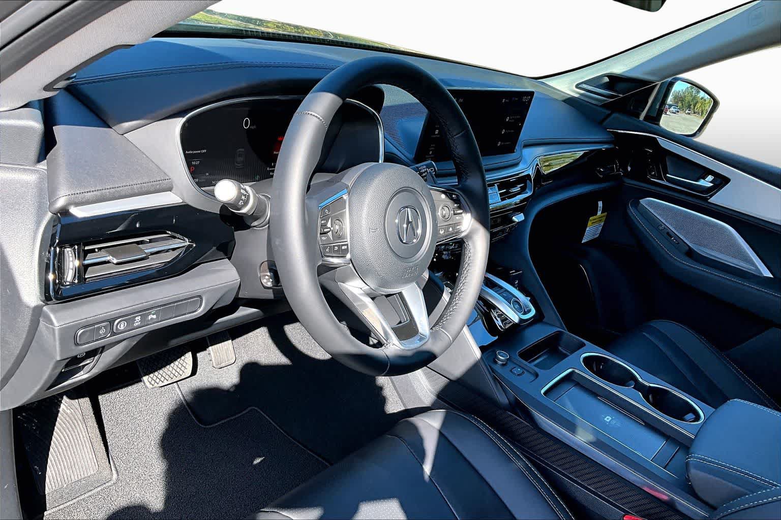 Certified 2026 Acura MDX w/ Technology Package FWD image 8