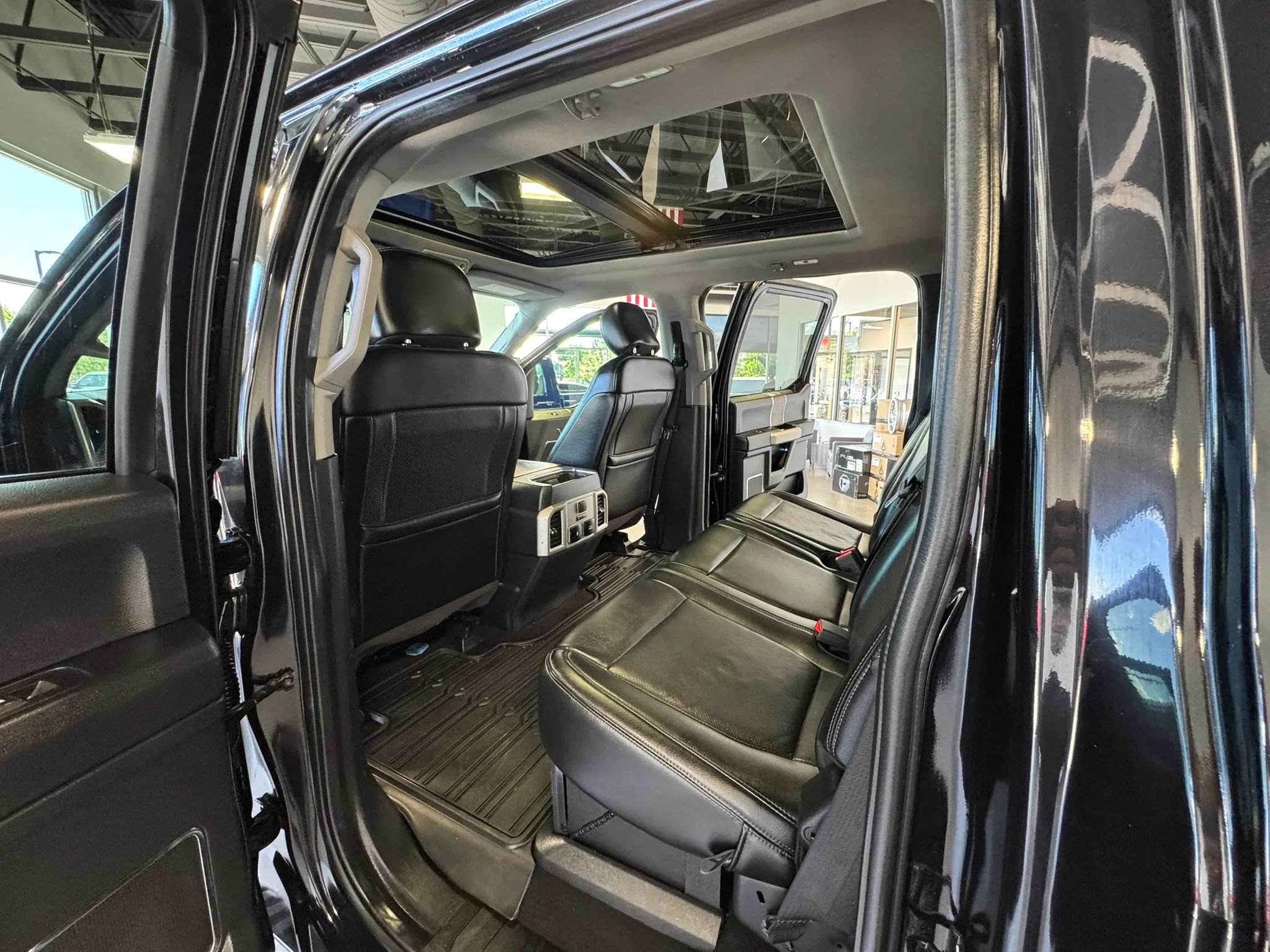 Used 2019 Ford F250 Lariat AWD/4WD image 22
