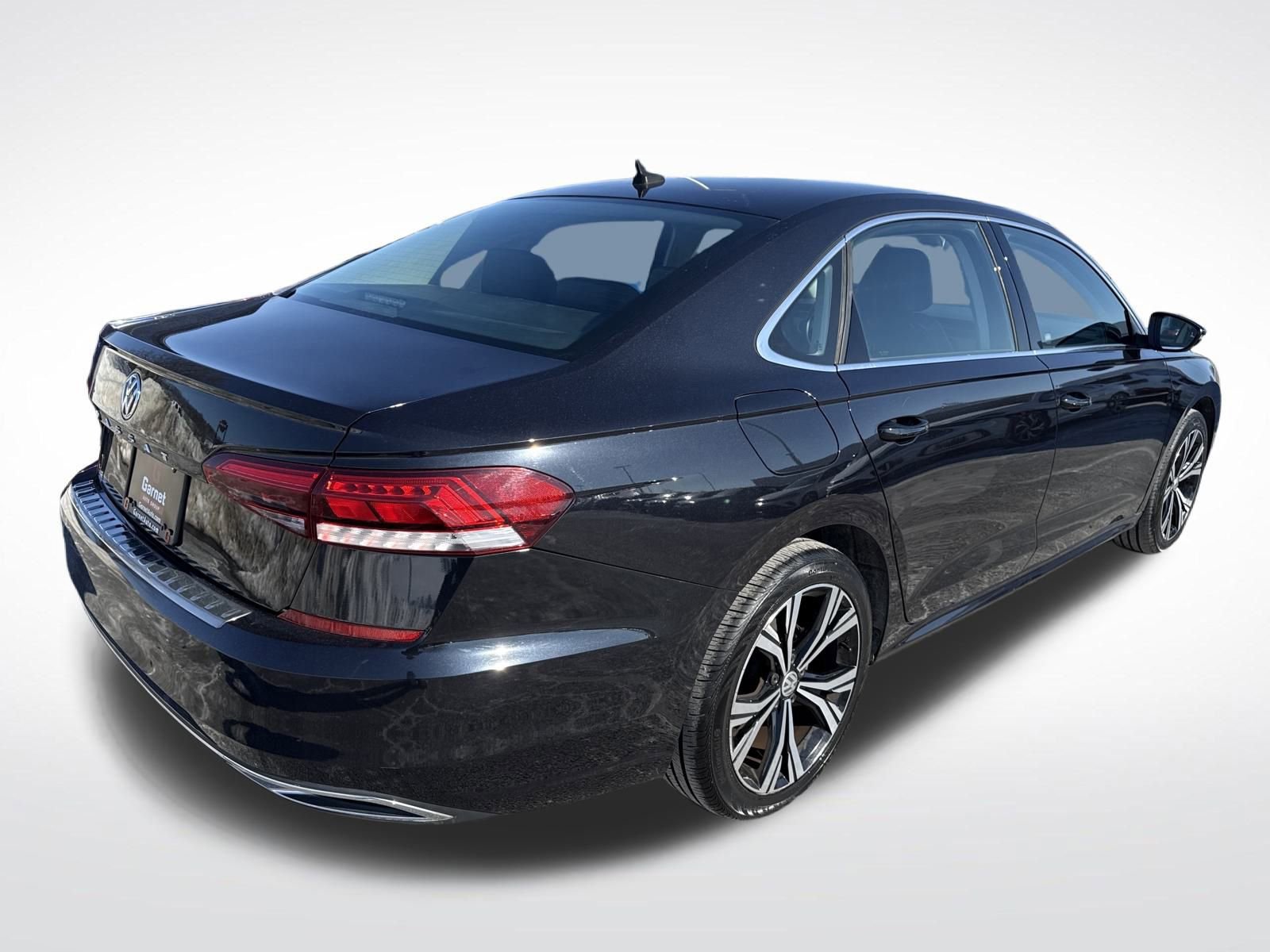 Certified 2021 Volkswagen Passat 2.0T SE image 5