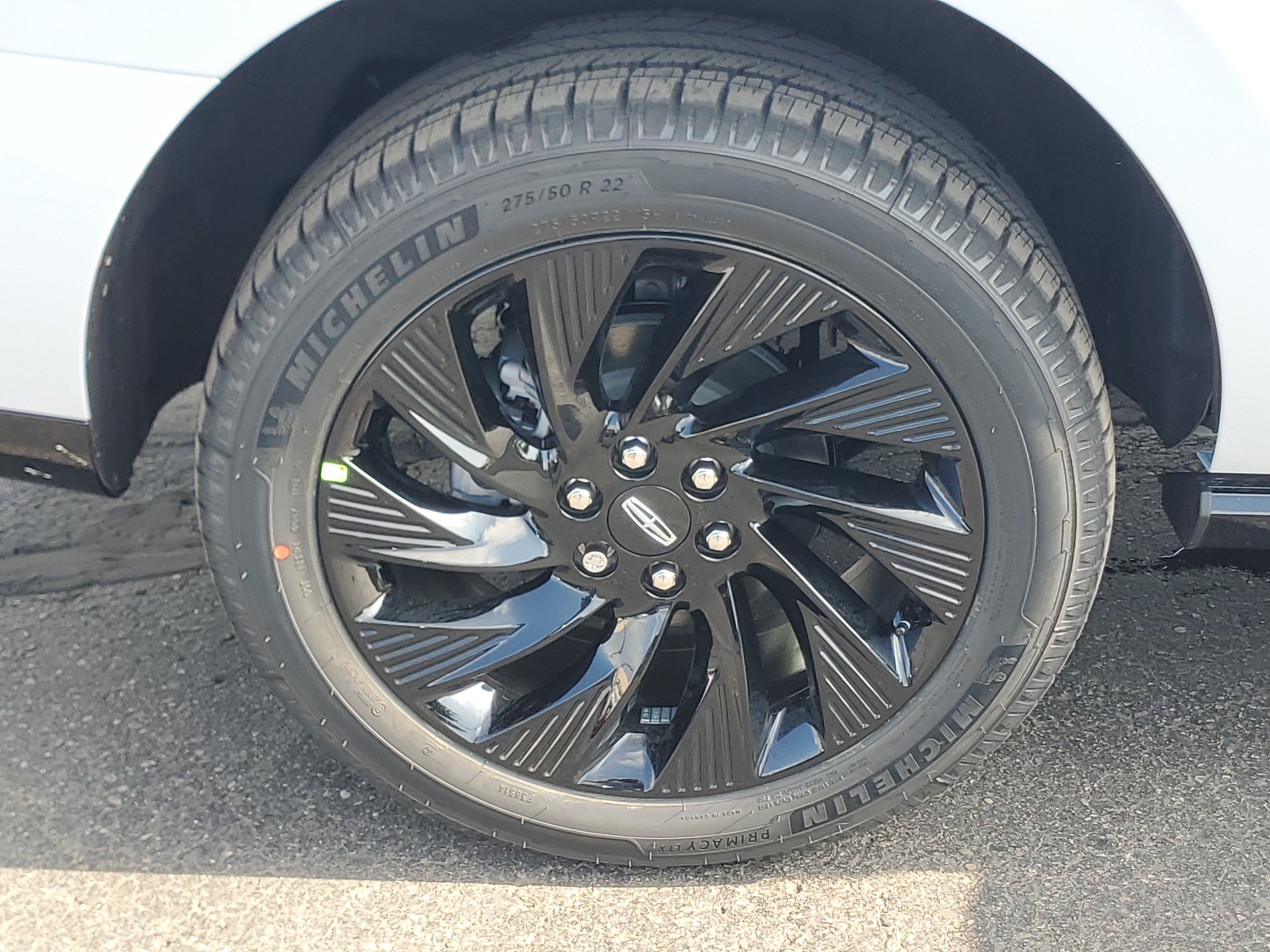 New 2026 Lincoln Navigator Reserve w/ Jet Appearance Package AWD/4WD image 5