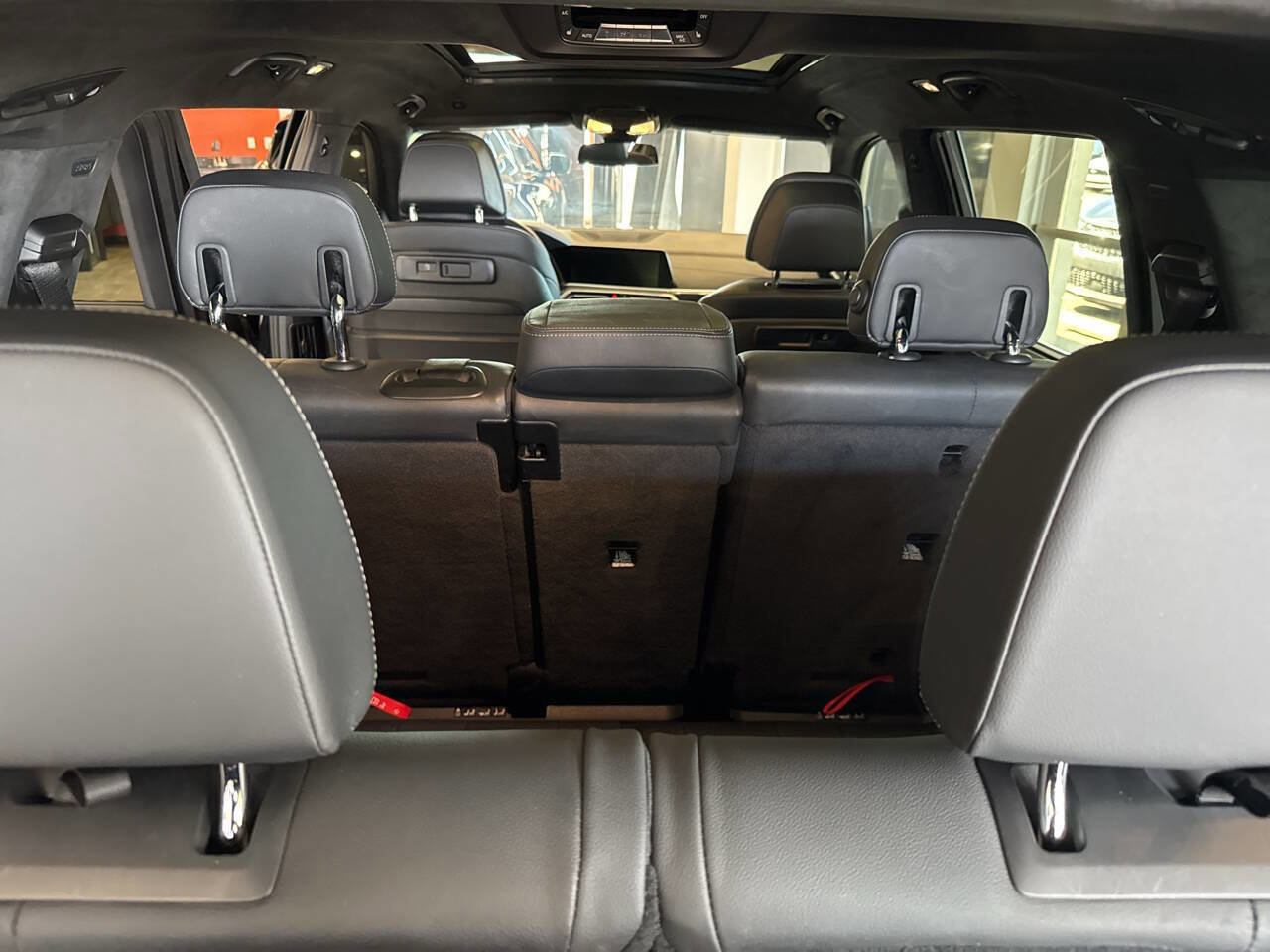 Used 2022 BMW X7 xDrive40i w/ M Sport Package image 31