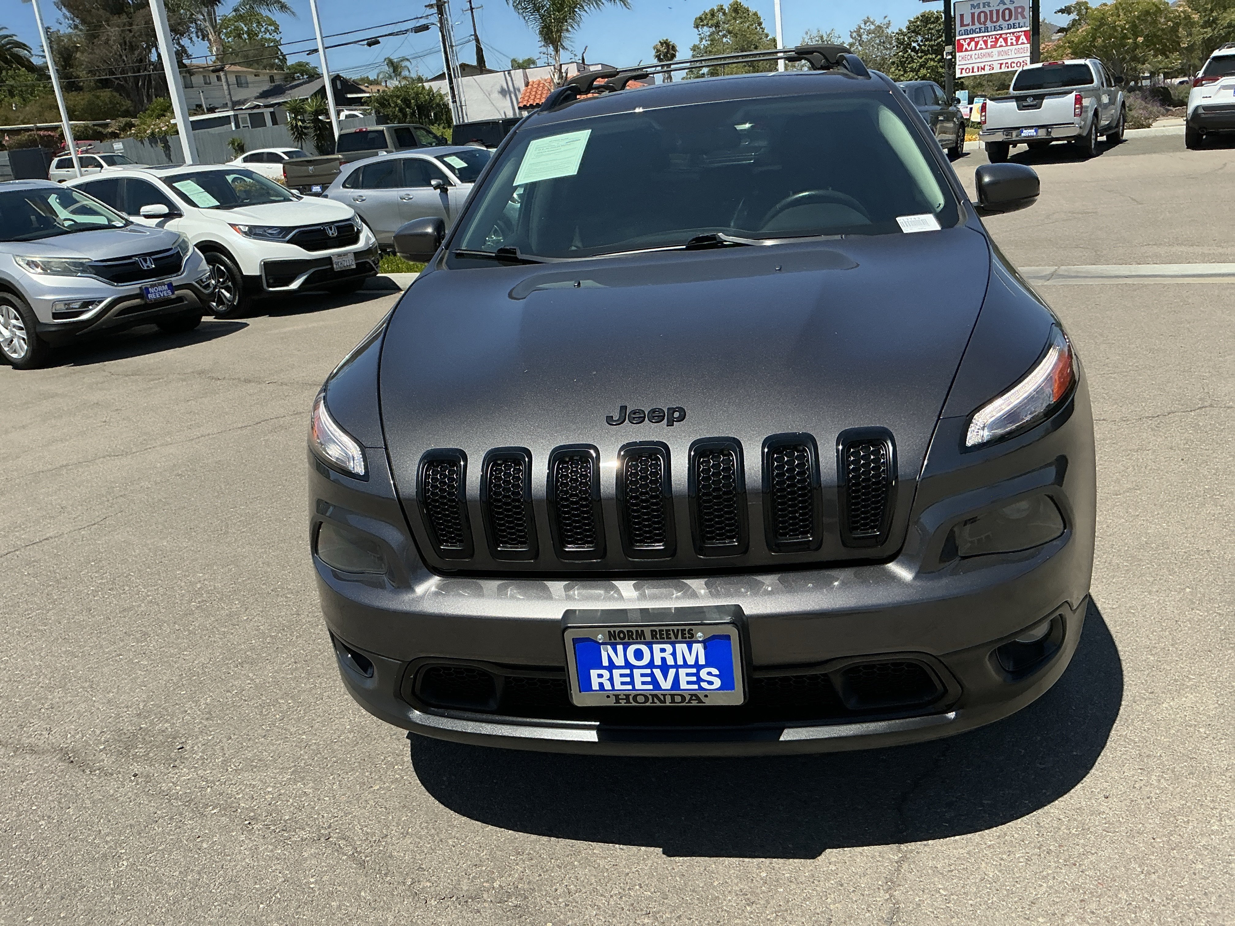 Used 2017 Jeep Cherokee High Altitude AWD/4WD image 7