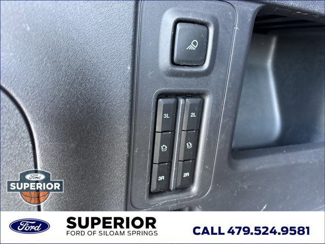 Used 2025 Ford Expedition Platinum image 9