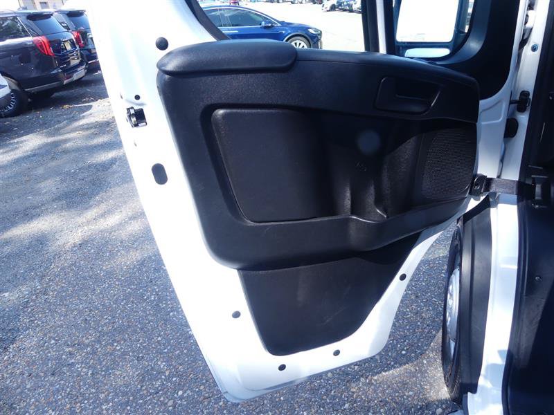 Used 2025 RAM ProMaster 2500 w/ U-Haul Equipment Group FWD image 22