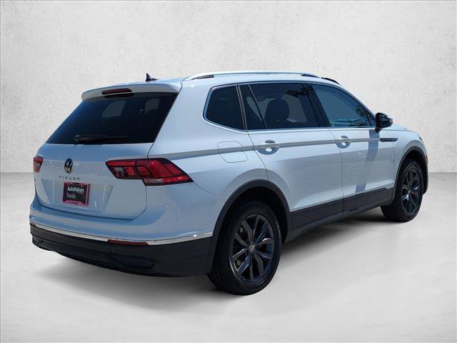 Used 2022 Volkswagen Tiguan SE FWD image 5