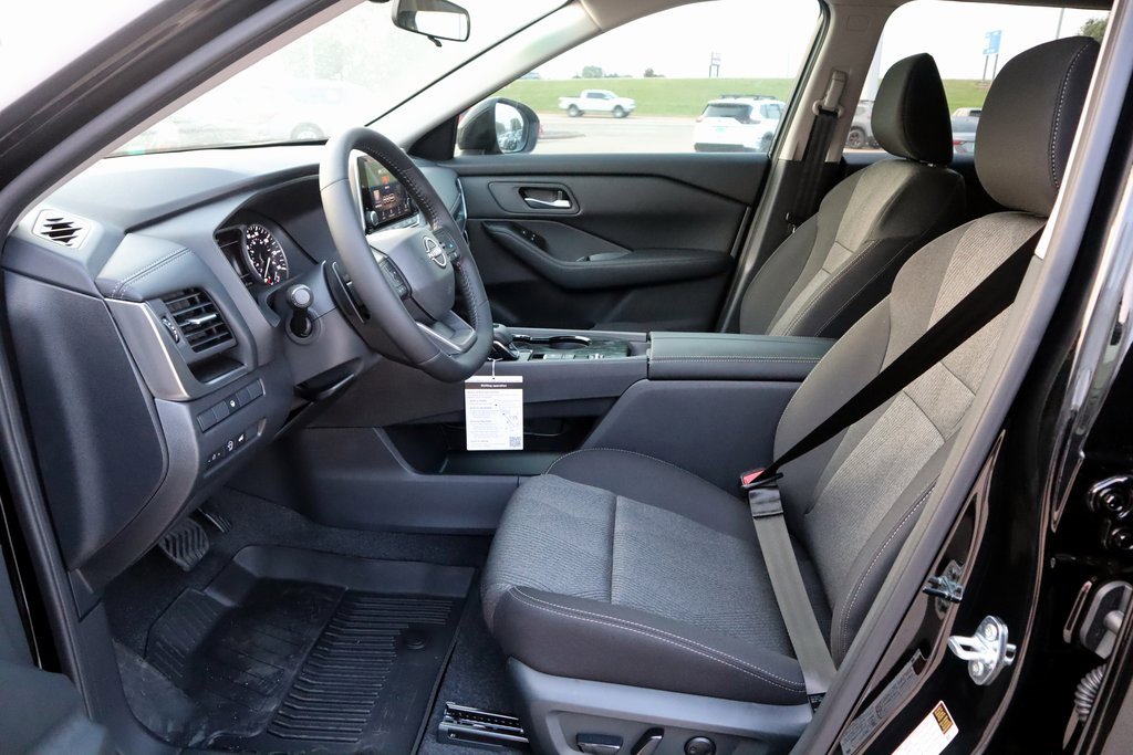 New 2026 Nissan Rogue SV image 14
