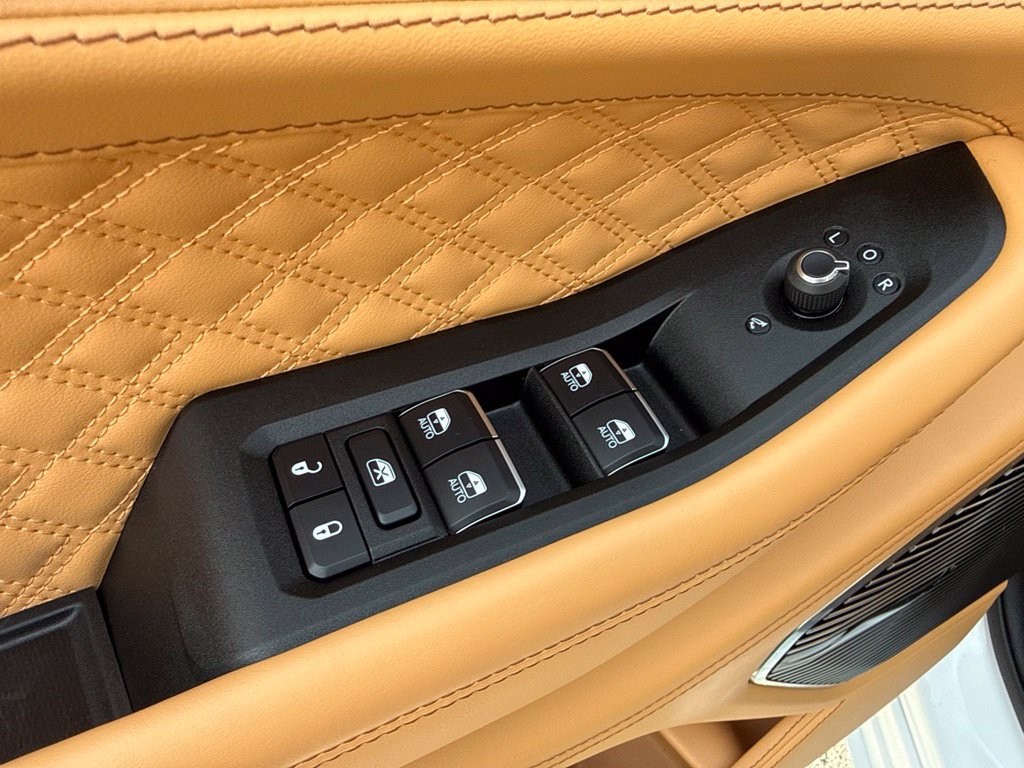 Certified 2025 Jeep Grand Cherokee Summit AWD/4WD image 19