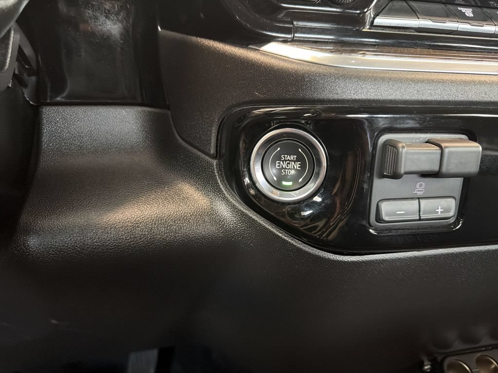 Certified 2026 Chevrolet Silverado 3500 LT AWD/4WD image 18