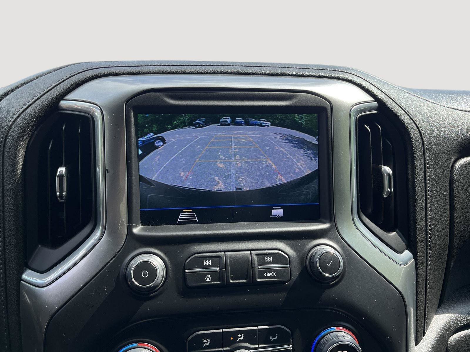 Used 2022 Chevrolet Silverado 1500 LT AWD/4WD image 26