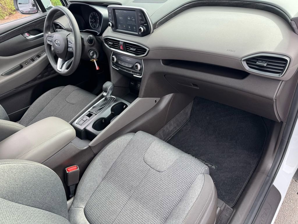 Used 2020 Hyundai Santa Fe SE image 21