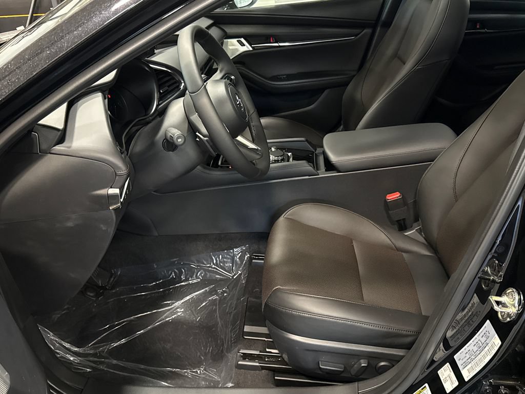 New 2026 MAZDA MAZDA3 Hatchback w/Premium Plus Pkg AWD/4WD image 5