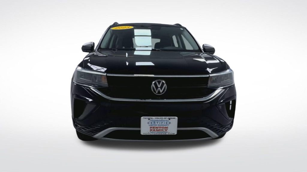 Used 2023 Volkswagen Taos S w/ Driver Assistance Package AWD/4WD image 3