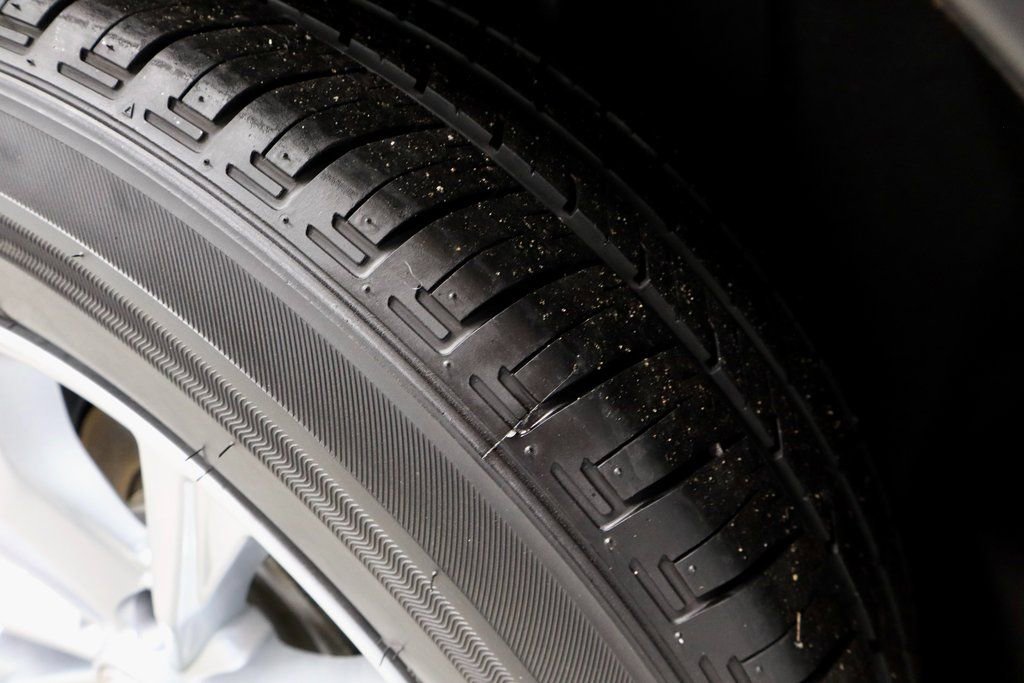 Used 2025 Honda CR-V EX-L image 20