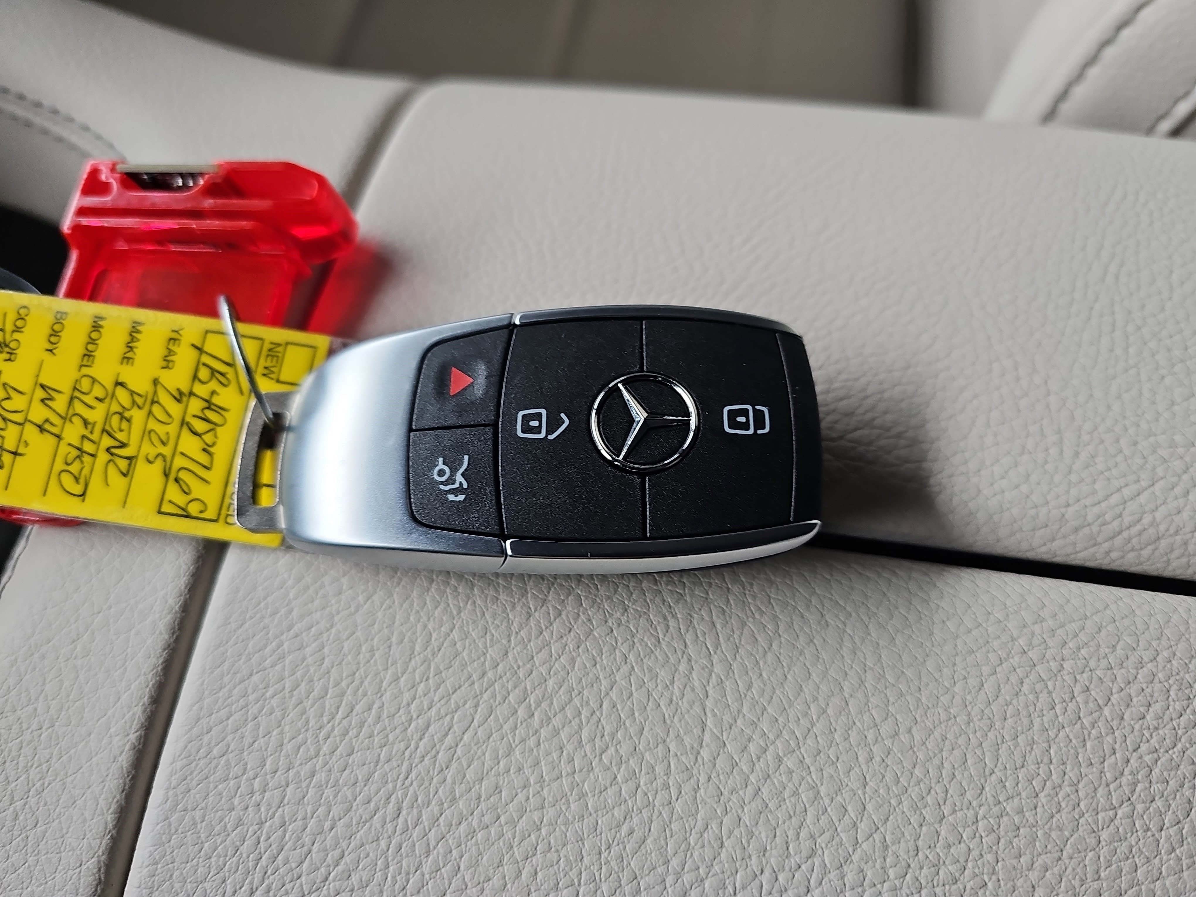 Certified 2026 Mercedes-Benz GLE 450 4MATIC image 38