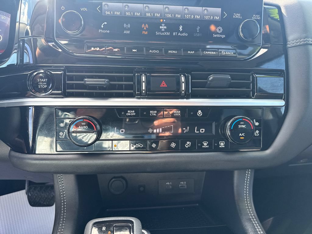 Used 2025 Nissan Pathfinder Platinum FWD image 23