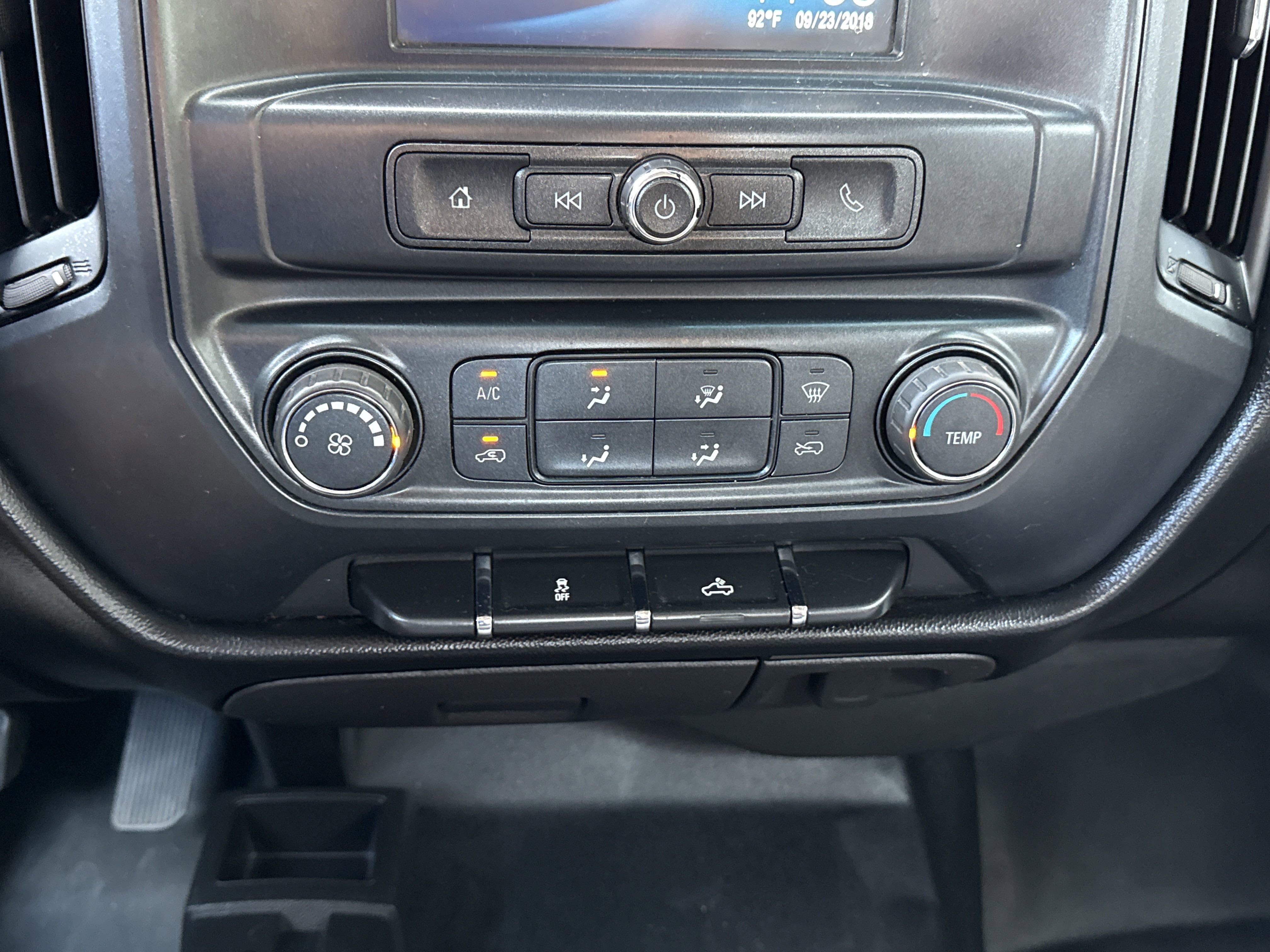 Used 2018 Chevrolet Silverado 1500 W/T w/ Trailering Package image 17