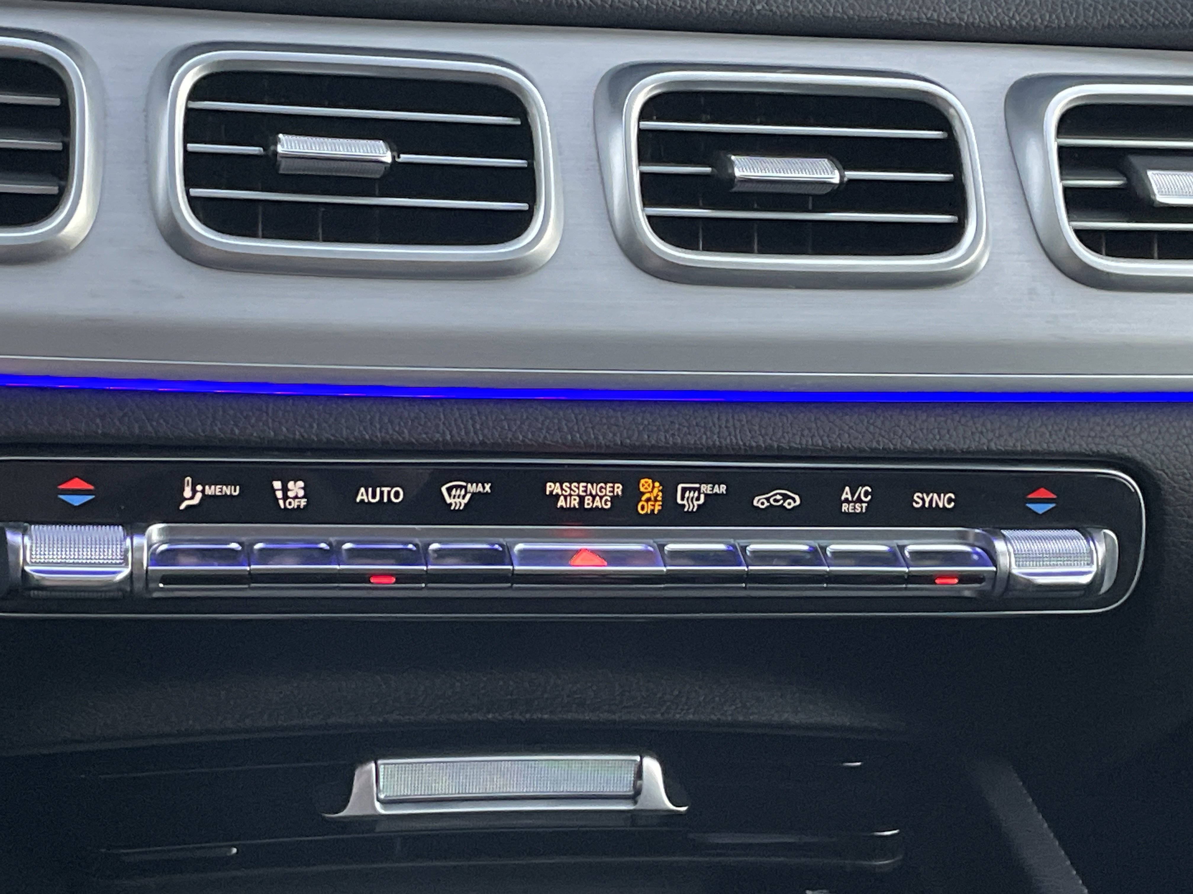 Certified 2024 Mercedes-Benz GLE 350 4MATIC image 32