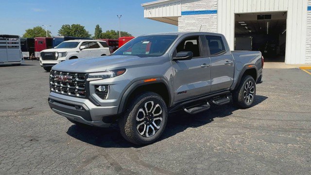 New 2025 GMC Canyon AT4 w/ Nightfall Edition image 4