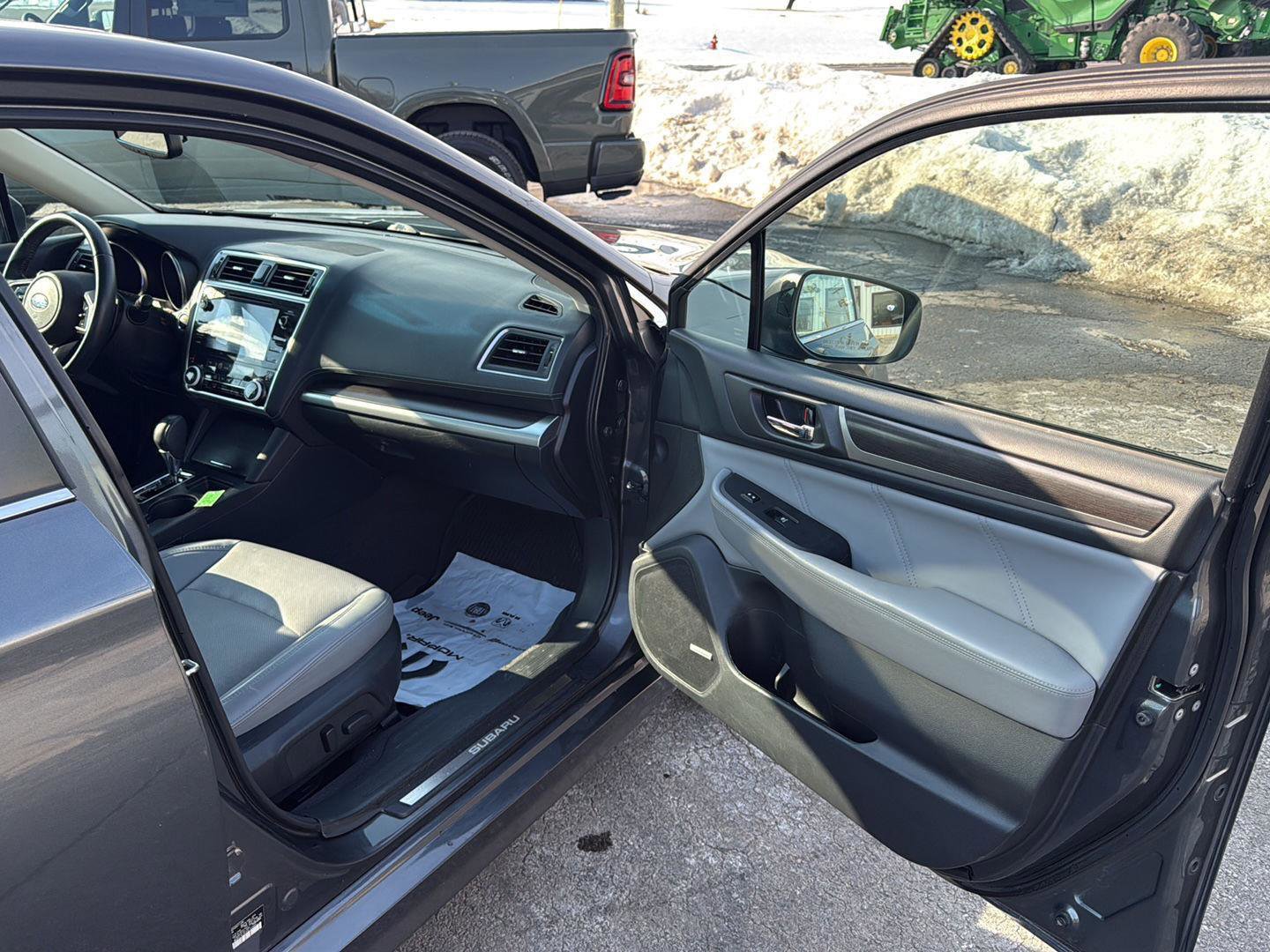 Used 2018 Subaru Legacy 2.5i Limited image 34