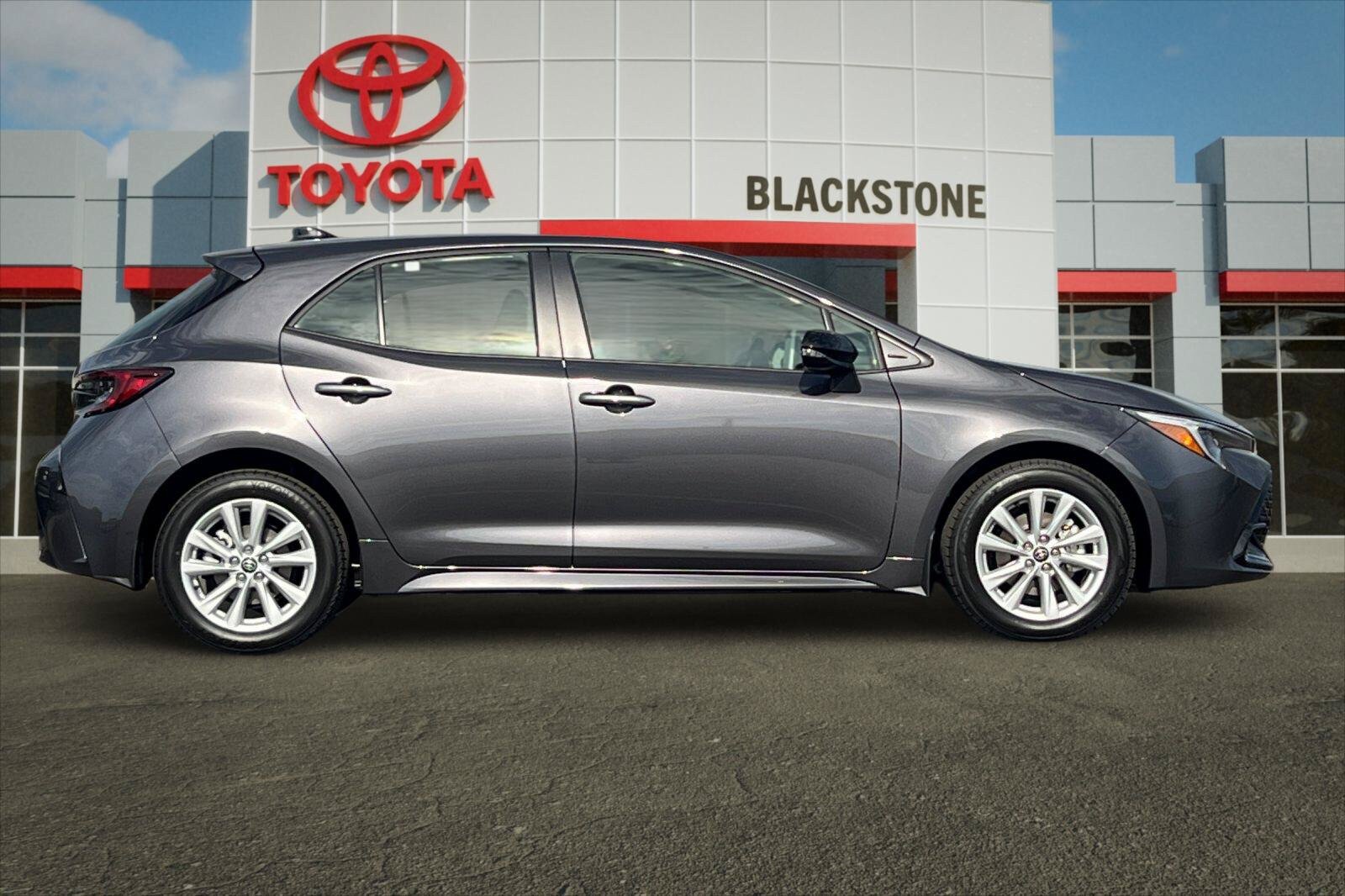 Certified 2027 Toyota Corolla SE w/ SE Premium Package FWD image 2
