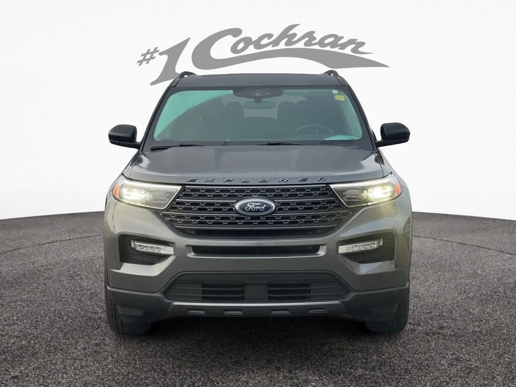 Used 2023 Ford Explorer XLT w/ Equipment Group 202A image 2