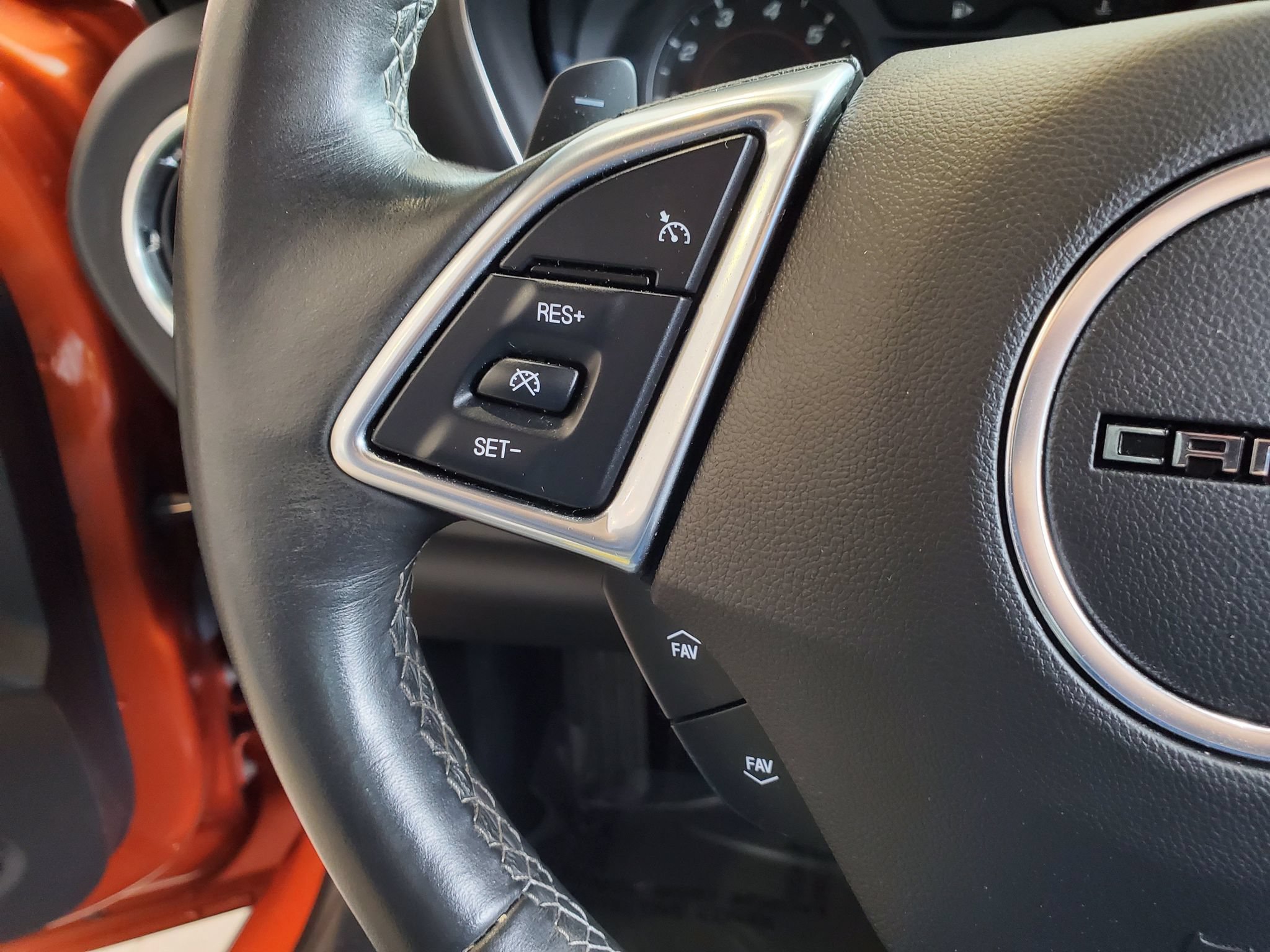 Used 2022 Chevrolet Camaro LT RWD image 18